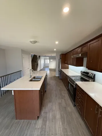 308 Mullighan Gardens Peterborough ON K9K 0H2