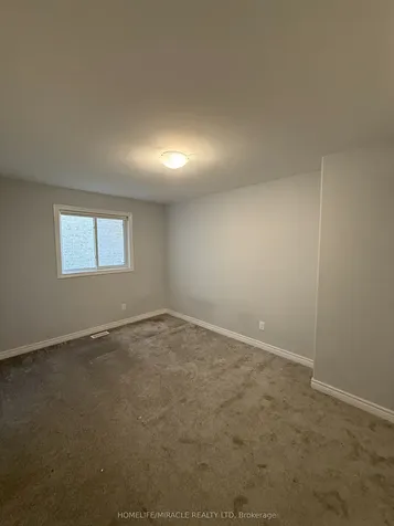 308 Mullighan Gardens Peterborough ON K9K 0H2