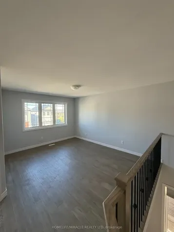 308 Mullighan Gardens Peterborough ON K9K 0H2
