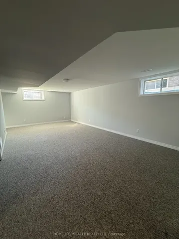 308 Mullighan Gardens Peterborough ON K9K 0H2