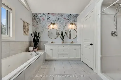 71 Birkinshaw Road Cambridge ON N1P 0A7