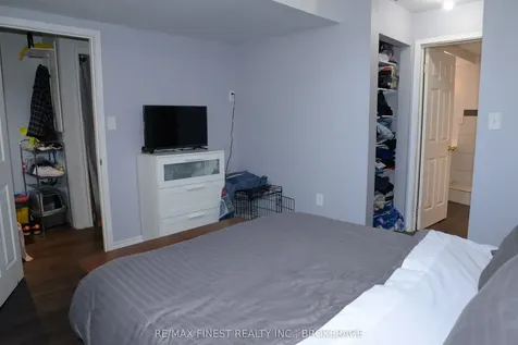 48 Abbey Dale Court Kingston ON K7K 5W9
