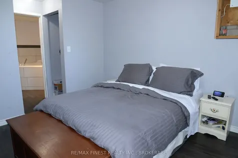 48 Abbey Dale Court Kingston ON K7K 5W9