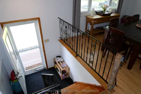 48 Abbey Dale Court Kingston ON K7K 5W9