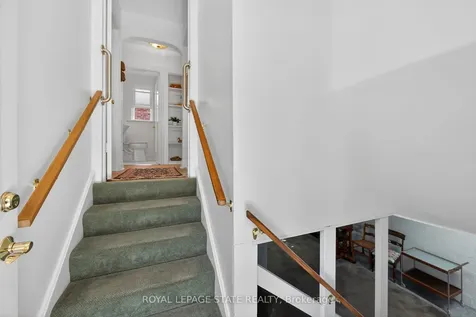 62 Uplands Avenue Hamilton ON L8S 3X8