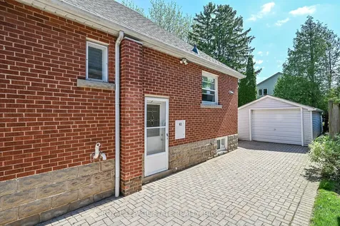 62 Uplands Avenue Hamilton ON L8S 3X8
