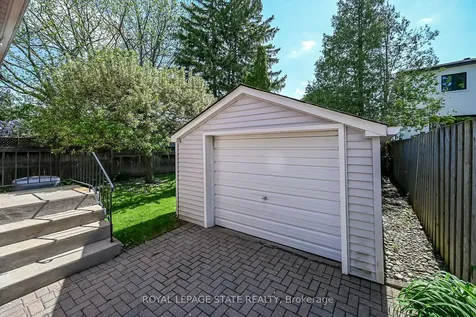 62 Uplands Avenue Hamilton ON L8S 3X8