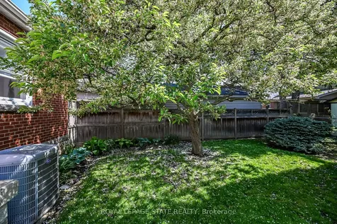 62 Uplands Avenue Hamilton ON L8S 3X8