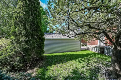 62 Uplands Avenue Hamilton ON L8S 3X8