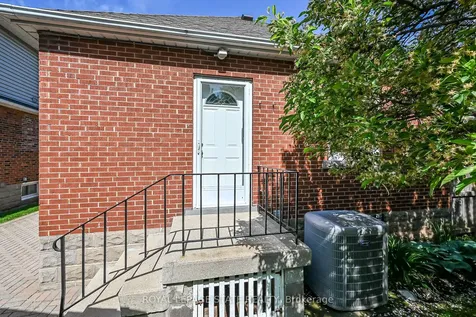 62 Uplands Avenue Hamilton ON L8S 3X8
