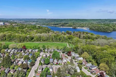 62 Uplands Avenue Hamilton ON L8S 3X8