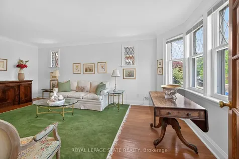 62 Uplands Avenue Hamilton ON L8S 3X8