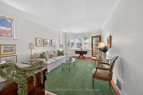 62 Uplands Avenue Hamilton ON L8S 3X8