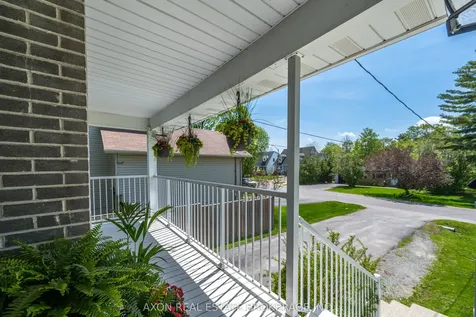 1118 Lincoln Drive Kingston ON K7M 7P4