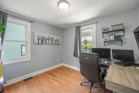 1118 Lincoln Drive Kingston ON K7M 7P4