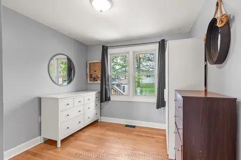 1118 Lincoln Drive Kingston ON K7M 7P4