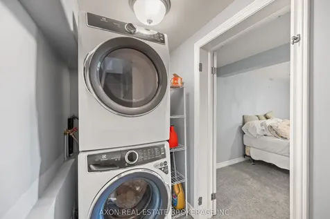 1118 Lincoln Drive Kingston ON K7M 7P4