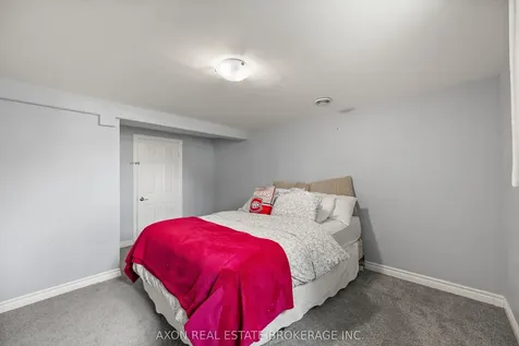 1118 Lincoln Drive Kingston ON K7M 7P4