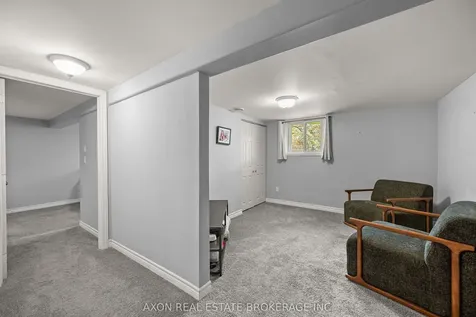 1118 Lincoln Drive Kingston ON K7M 7P4