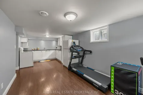 1118 Lincoln Drive Kingston ON K7M 7P4