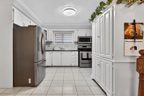 14 Presidio Drive Hamilton ON L8W 3J5