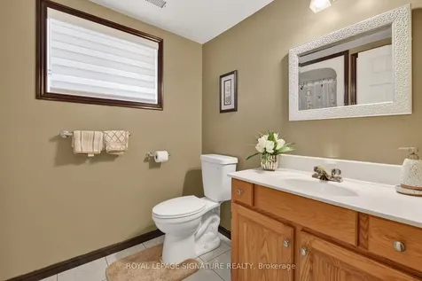 14 Presidio Drive Hamilton ON L8W 3J5