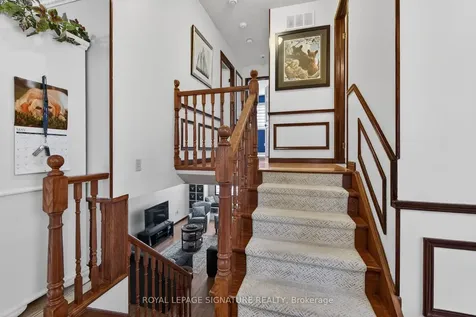 14 Presidio Drive Hamilton ON L8W 3J5