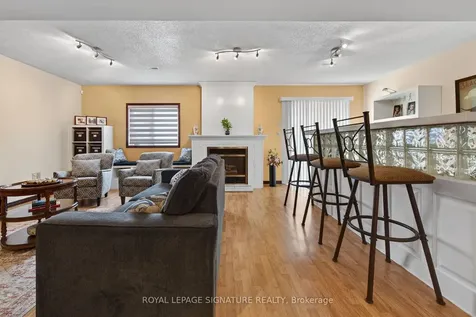 14 Presidio Drive Hamilton ON L8W 3J5