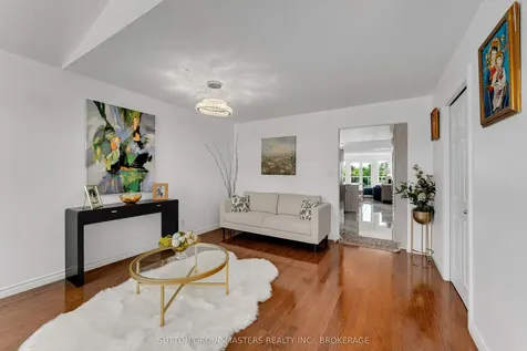 679 Melrose Street Kingston ON K7M 9G8