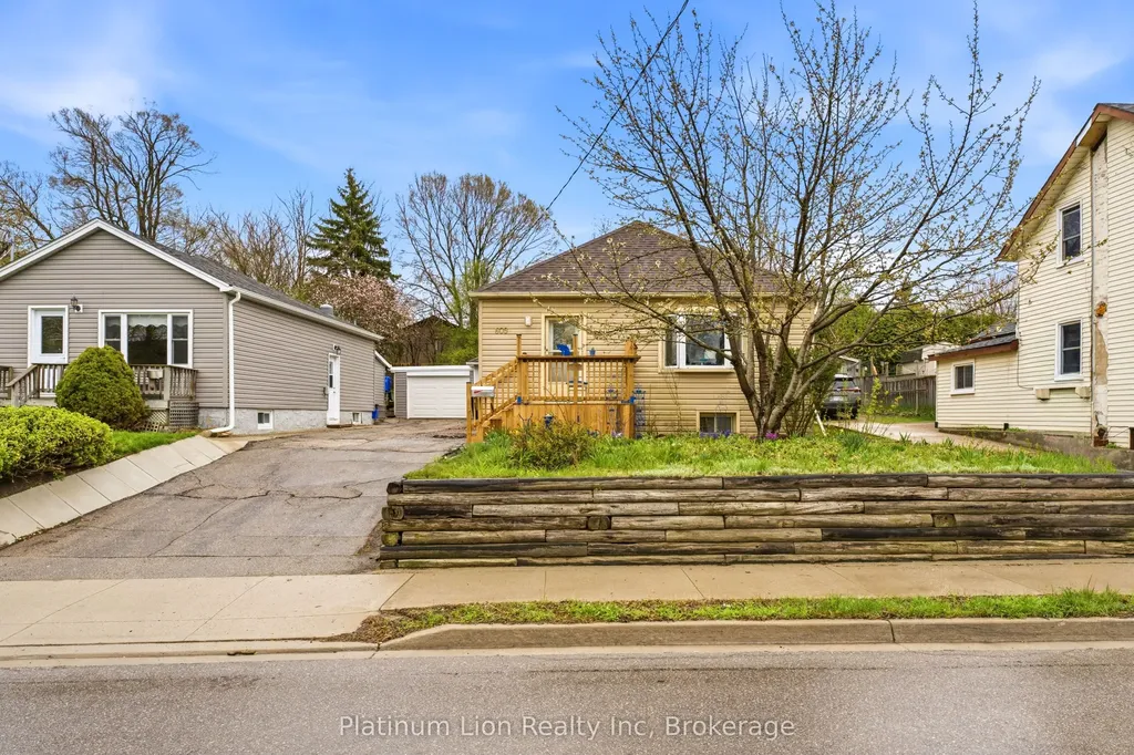 609 Guelph Street Kitchener ON N2H 5Y5