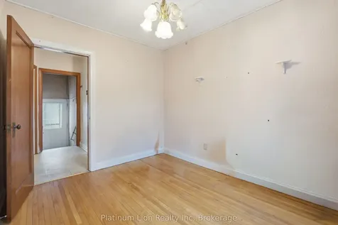 609 Guelph Street Kitchener ON N2H 5Y5