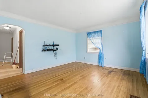 609 Guelph Street Kitchener ON N2H 5Y5