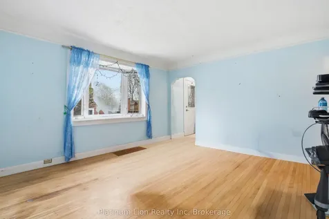 609 Guelph Street Kitchener ON N2H 5Y5