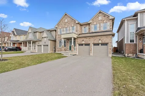 22 Esther Crescent Thorold ON L3B 0G1