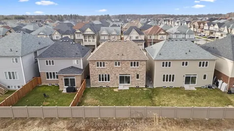 22 Esther Crescent Thorold ON L3B 0G1