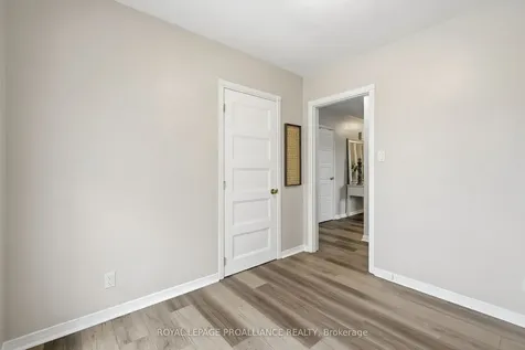 54 Craig Street Belleville ON K8P 2K1