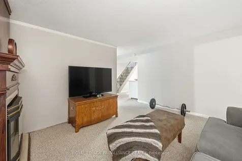 54 Craig Street Belleville ON K8P 2K1
