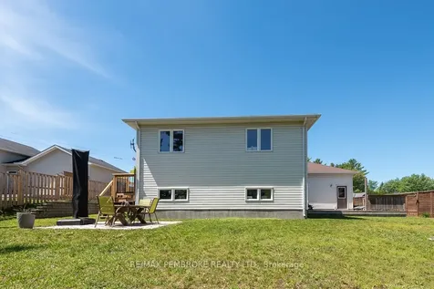 1007 Butler Boulevard Petawawa ON K8H 0B7