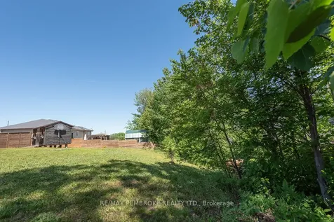 1007 Butler Boulevard Petawawa ON K8H 0B7