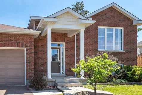 1007 Butler Boulevard Petawawa ON K8H 0B7