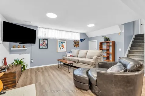 131 Fife Road Guelph ON N1H 6Y1