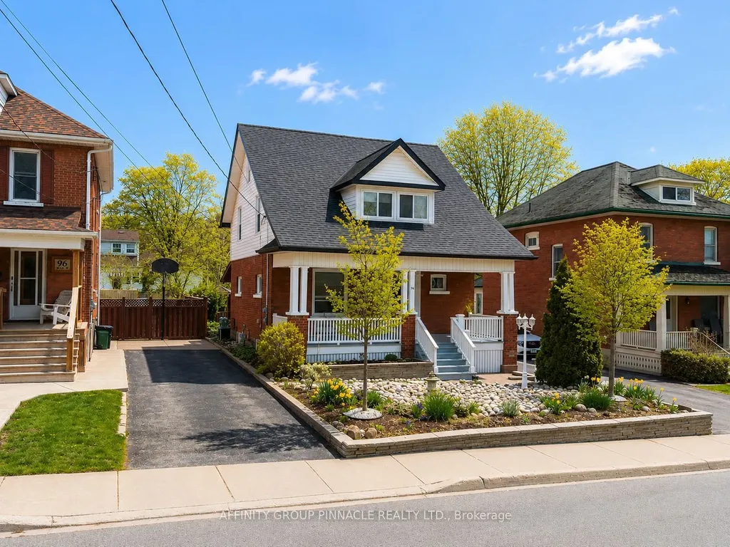 94 Glenelg Street W Kawartha Lakes ON K9V 2V9