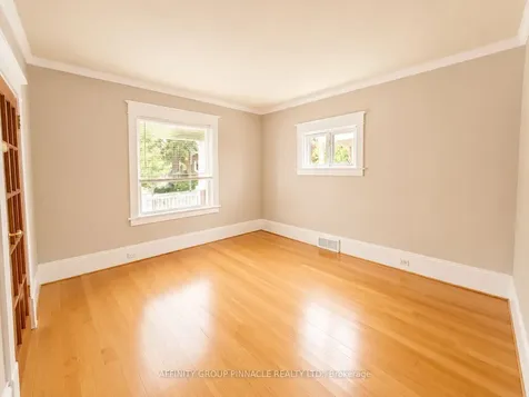94 Glenelg Street W Kawartha Lakes ON K9V 2V9