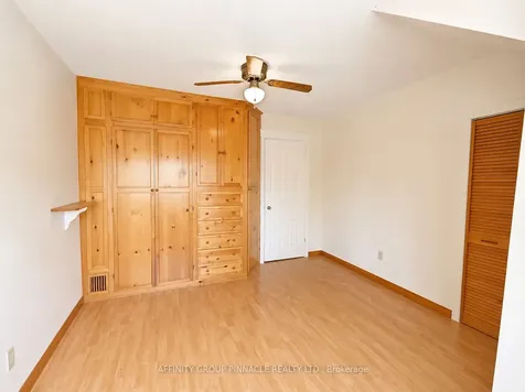 94 Glenelg Street W Kawartha Lakes ON K9V 2V9