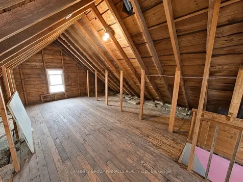94 Glenelg Street W Kawartha Lakes ON K9V 2V9