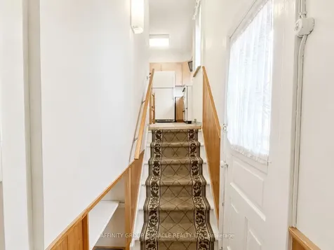94 Glenelg Street W Kawartha Lakes ON K9V 2V9