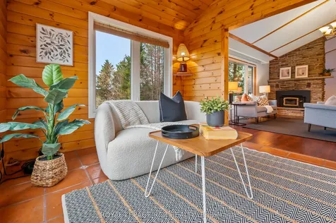 487072 30 Side Road Mono ON L9V 1G8