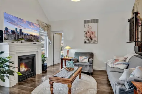 283 Noftall Gardens Peterborough ON K9H 0G8