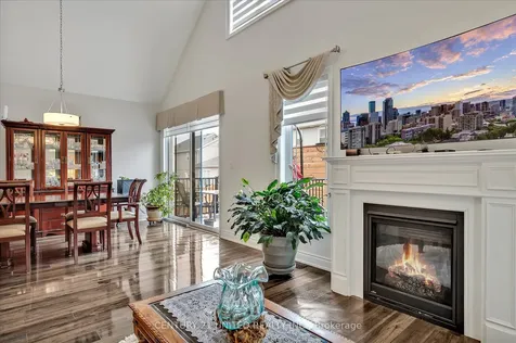 283 Noftall Gardens Peterborough ON K9H 0G8
