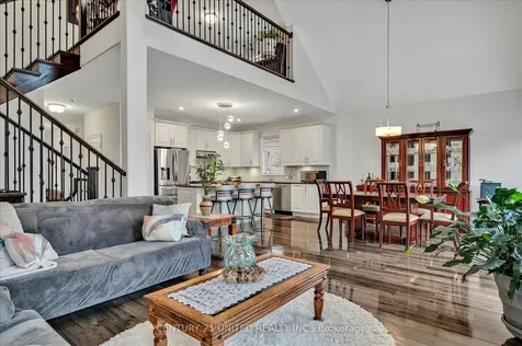 283 Noftall Gardens Peterborough ON K9H 0G8